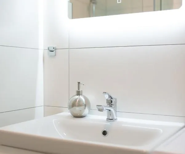 דירה Oliwka Z Prywatnym Miejscem Postojowym קרפאז'